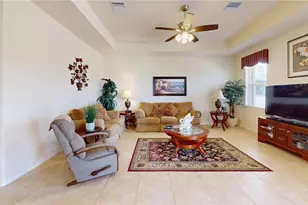 11462 Saffron Ct, Venice, FL 34292 - Photo 10