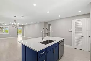 1200 Tarpon Center Dr, Venice, FL 34285 - Photo 10
