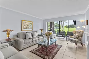 6211 Timberlake Dr, Sarasota, FL 34243 - Photo 4
