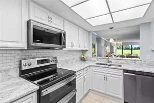 6211 Timberlake Dr, Sarasota, FL 34243 - Photo 10