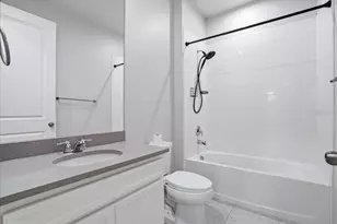 20406 Galileo Pl, Venice, FL 34293 - Photo 28