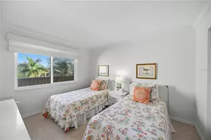 6236 Midnight Pass Rd, Sarasota, FL 34242 - Photo 22