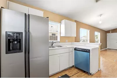 8865 Lambert Lane, Orlando, FL 32825 - Photo 12