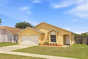 8865 Lambert Ln, Orlando, FL 32825 - Photo 2