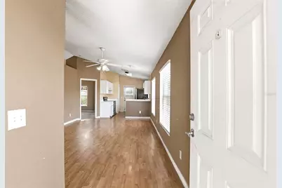 8865 Lambert Lane, Orlando, FL 32825 - Photo 4