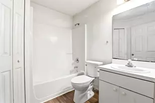 8865 Lambert Ln, Orlando, FL 32825 - Photo 20