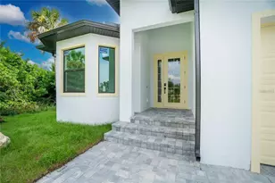 289 Albatross Rd, Rotonda West, FL 33947 - Photo 2