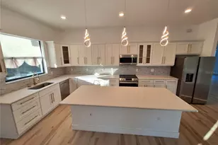 289 Albatross Rd, Rotonda West, FL 33947 - Photo 8