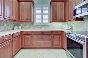2551 Terracina Dr, Venice, FL 34292 - Photo 18