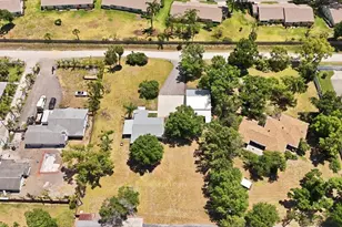 4300 Eastern Pkwy, Sarasota, FL 34233 - Photo 64