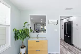 4300 Eastern Pkwy, Sarasota, FL 34233 - Photo 12