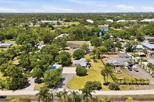 4300 Eastern Pkwy, Sarasota, FL 34233 - Photo 60
