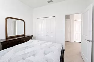 8225 Shr Lk Dr, Englewood, FL 34224 - Photo 18