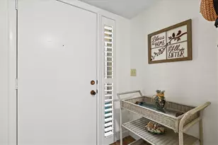 404 Pinebrook Crescent, Venice, FL 34285 - Photo 4