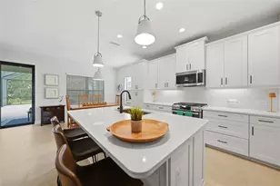 11016 Hogan Cir, Englewood, FL 34223 - Photo 6