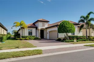 25060 Spartina Dr, Venice, FL 34293 - Photo 2