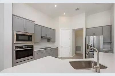12655 Wellen Golf Street, Venice, FL 34293 - Photo 18