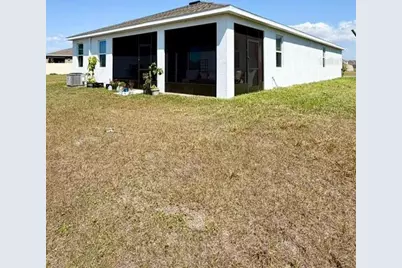 5452 Flint Hills Drive, Wimauma, FL 33598 - Photo 4