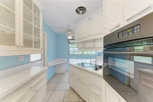 1827 Alta Vista St, Sarasota, FL 34236 - Photo 16