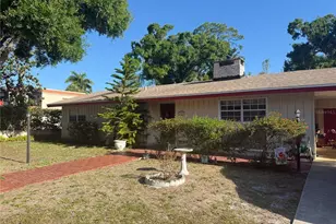 1827 Alta Vista St, Sarasota, FL 34236 - Photo 2