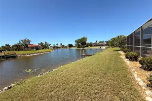 984 N Gondola Dr, Venice, FL 34293 - Photo 4