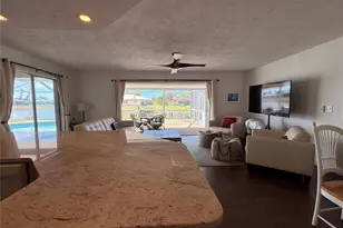 984 N Gondola Dr, Venice, FL 34293 - Photo 10