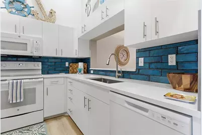 9320 Clubside Circle S #2310, Sarasota, FL 34238 - Photo 14