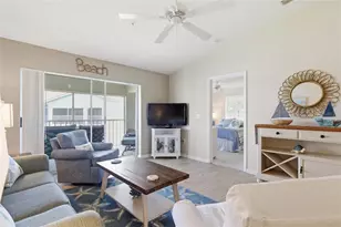 9320 Clubside Circle S, Sarasota, FL 34238 - Photo 14