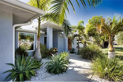 815 Acadia Road, Venice, FL 34293 - Photo 2