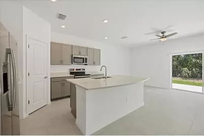 15024 Cuzcorro Court, Nokomis, FL 34275 - Photo 12