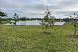 127 Ibiza Loop, Venice, FL 34292 - Photo 2