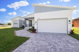 8181 Tecumseh Cir, Port Charlotte, FL 33981 - Photo 2