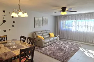 245 Center Rd, Venice, FL 34285 - Photo 4