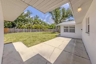 320 Pavonia Rd, Nokomis, FL 34275 - Photo 30