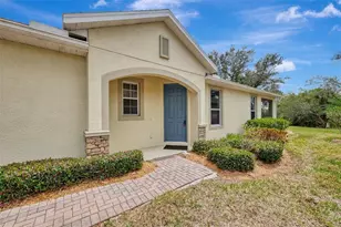 9367 Carnaby Dr, Venice, FL 34293 - Photo 10