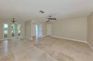 1007 River Oaks Ct, Venice, FL 34293 - Photo 8