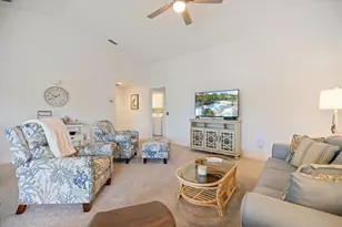 801 Montrose Dr, Venice, FL 34293 - Photo 12