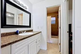 5507 Fountain Lake Cir, Bradenton, FL 34207 - Photo 22