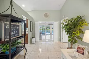 7727 36th Ln E, Sarasota, FL 34243 - Photo 16