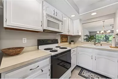 360 Three Lakes Lane #J, Venice, FL 34285 - Photo 14