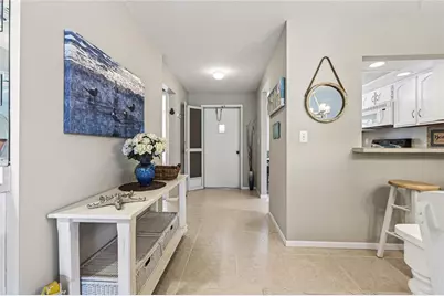 360 Three Lakes Lane #J, Venice, FL 34285 - Photo 4