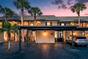 360 3 Lakes Ln, Venice, FL 34285 - Photo 2