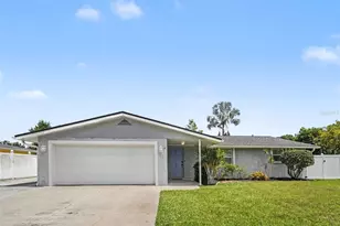 222 Malvern Dr, Venice, FL 34293 - Photo 1