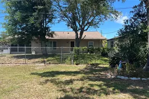 221 S Venice Blvd, Venice, FL 34293 - Photo 6