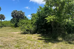 221 S Venice Blvd, Venice, FL 34293 - Photo 10