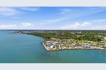 7500 Park Pointe Drive #49, Englewood, FL 34224 - Photo 6