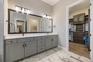 10333 Blue Runner Dr, Englewood, FL 34223 - Photo 48