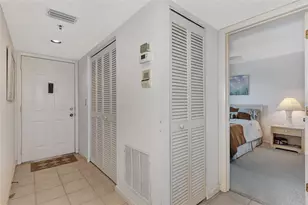 841 Wexford Blvd, Venice, FL 34293 - Photo 8