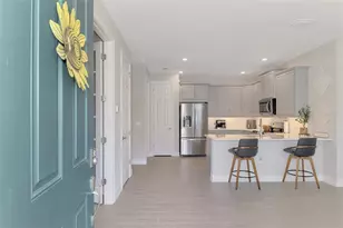 329 Ibiza Loop, Venice, FL 34292 - Photo 6