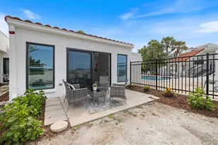 1585 Tarpon Center Dr, Venice, FL 34285 - Photo 10